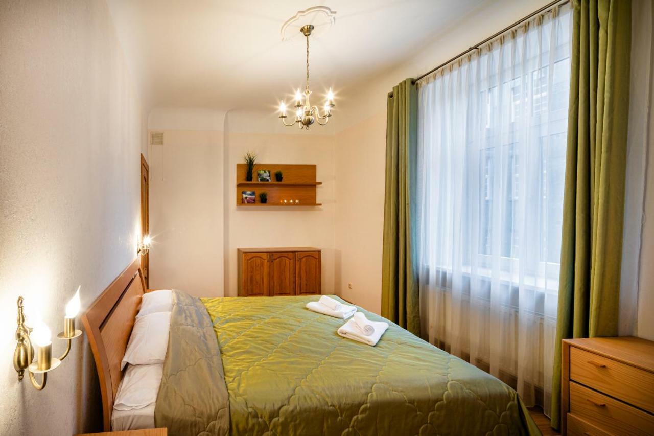 Dzirnavu Street In City Center Appartamento *